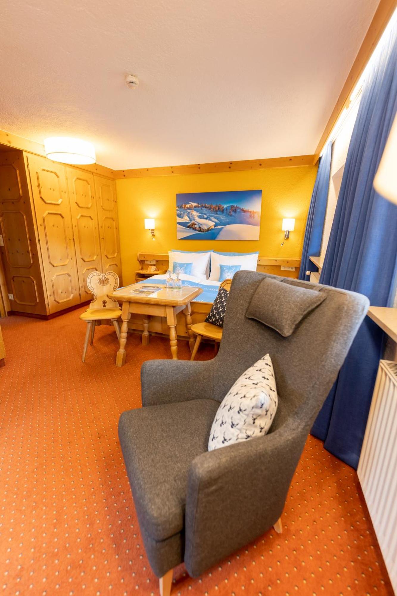 Hotel Hubertus シュリールゼー 部屋 写真